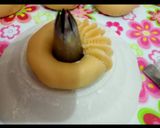 A picture of step 7 of Kaak Nakach (Algerian Date-Filled Cookies).