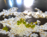 Foto del paso 8 de la receta: Chilaquiles Rojos Rancheros Con Huevos Estrellados
