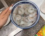 Hình bước làm 1 của món Sốt tôm Mayonnaise