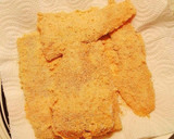 Foto del paso 2 de la receta: Filetes de merluza empanada con mermelada de tomate