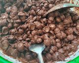 Foto langkah ke 3 dari resep Cococrunch sprinkle.