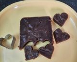 સ્ટીમ બિસ્કિટ બ્રાઉની (Steamed Biscuit Brownie Recipe In Gujarati) રેસીપી સ્ટેપ6ફોટો