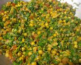A picture of step 6 of Methi vatana sabji.