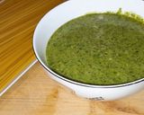 Foto del paso 2 de la receta Tallarines al pesto (Sin sal)