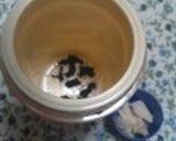 A picture of step 3 of Instant Wakame Seaweed Soup.