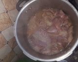 A picture of step 2 of Assorted meat pepper soup.
