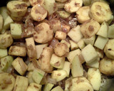 A picture of step 5 of Creamy Parsnip and Apple Soup.