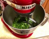Sajtos, spenótos puha “kenyer” recept fázis 1 fotója