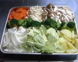 A picture of step 1 of Easy and Light Tomato Hot Pot.