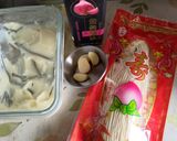 A picture of step 1 of Easy Dry Tossed Mian Xian Noodles.