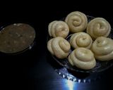 A picture of step 6 of Chinese steamed buns with manchow soup for breakfast.