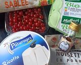 Une image de l'étape 1 de Tarte sablée ricotta groseilles.