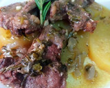Foto del paso 7 de la receta: Cazuela de chuletas de cordero con patatas en salsa escabechada