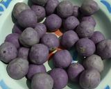 Foto langkah ke 3 dari resep Klepon ubi ungu.
