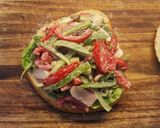 Une image de l'étape 7 de Pan Bagnat Thon - Crudités.