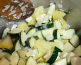 Foto del paso 2 de la receta: Crema de calabacín y patata 🥒🥔