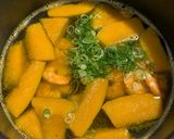 Hình bước làm 8 của món Canh Bí Đỏ Kabocha Nấu Tôm