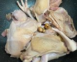 Foto langkah ke 1 dari resep Sop Kuah Ayam Pak Min Klaten.