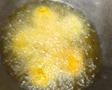 A picture of step 4 of Tuvar Dal Vadai.