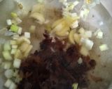 Foto langkah ke 2 dari resep Sup Tahu Jamur Kuping Mommylicious.