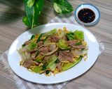 Hình bước làm 5 của món Mì trứng xào thịt bò
