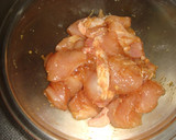 A picture of step 1 of Spring Cabbage and Chicken Stir Fried with Oyster Sauce.