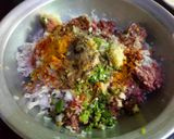 A picture of step 1 of Mutton kofta salen.