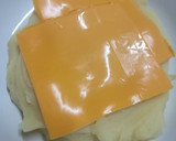 Foto del paso 2 de la receta: Puré de patata con queso  y carne