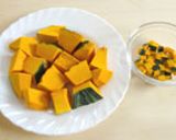 A picture of step 1 of Crunchy Kabocha Squash Pie for Halloween.