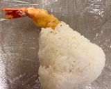 A picture of step 4 of Japanese Shrimp Tempura Onigiri (Rice Ball)②.
