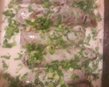 Foto del paso 5 de la receta: Niños envueltos con salsa blanca y queso