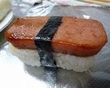 A picture of step 7 of Spam Musubi.