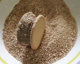 Foto del paso 5 de la receta: Alfajor con galletas y tapas
