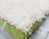 Foto langkah ke 5 dari resep Pandan Cake.