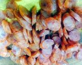 A picture of step 1 of Thai Style Rice Salad / Kao Kruk Krapi.