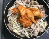 A picture of step 5 of Pork&kimuchi BUTAKIMUCHI.