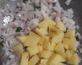 A picture of step 1 of Aloo Capsicum.