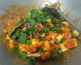 Foto langkah ke 5 dari resep Sambel tahu tempe (plus ayam Telur punjungan hihii).