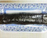 A picture of step 3 of Natto and Kimchi Sushi Roll.