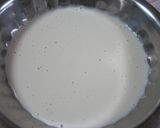 A picture of step 4 of Chewy Black Bean & Coffee Cream Rolls.