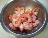 A picture of step 3 of For Doll's Festival: Tri-colored Shrimp Cocktail Salad.