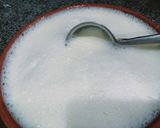 A picture of step 1 of Homemade yogurt.