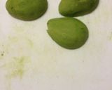 A picture of step 3 of Tuna and Avocado Poke.