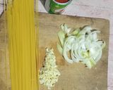 Foto langkah ke 1 dari resep Spageti Kuah Sarden.