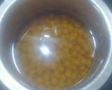 A picture of step 1 of Chana Masala.