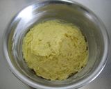 A picture of step 4 of Maple Cake with Potato.