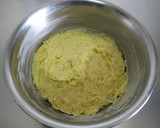 A picture of step 4 of Maple Cake with Potato.