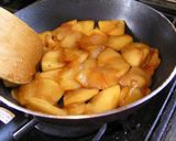 A picture of step 5 of Apple Tart.