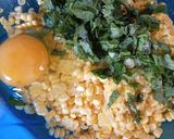 Foto langkah ke 2 dari resep Perkedel Jagung Solasi.