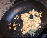 Foto langkah ke 3 dari resep Nasi Goreng Daun Jeruk.